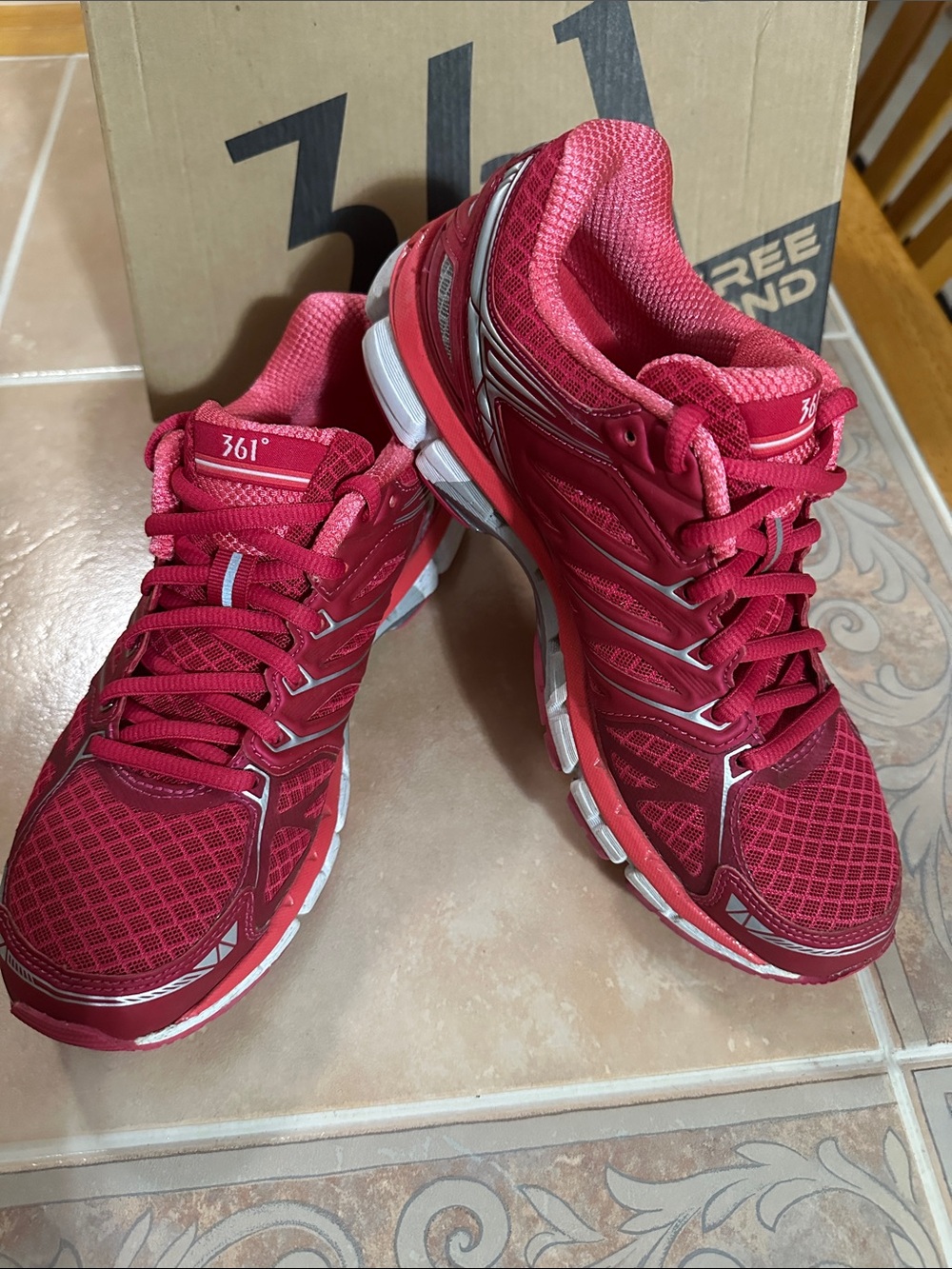 361° Women's Red Athletic Running Shoes